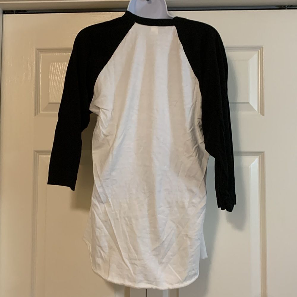 Baseball shirt, Le Kickball, ladies medium, 💯 cotton, like new - Picture 2 of 10